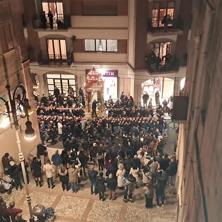 La Casa Sulla Piazza Lägenhet