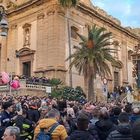 La Casa Sulla Piazza Apartman Sciacca